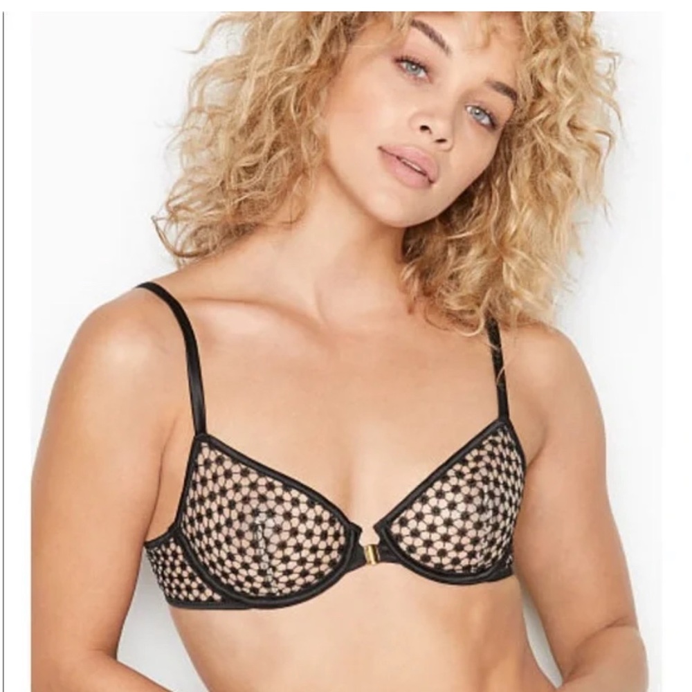 Victoria’s Secret Luxe front closure bra 32B Elegant Black Bra starburst